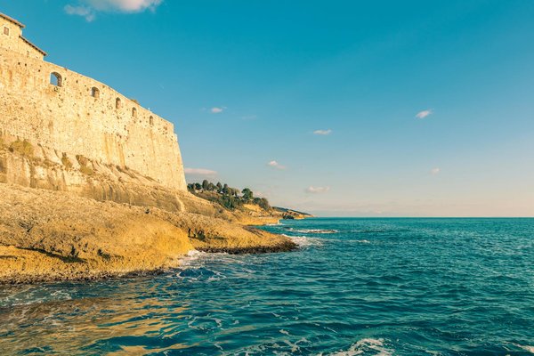 Voyages solo : les destinations idéales pour la méditation et l'auto-réflexion